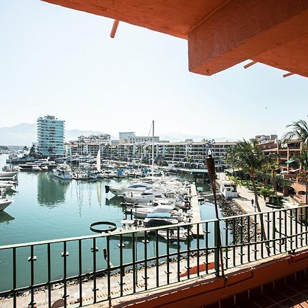 Avenida Paseo De La Marina 249, Marina Vallarta, 48335, Jal Puerto Vallarta Exterior photo
